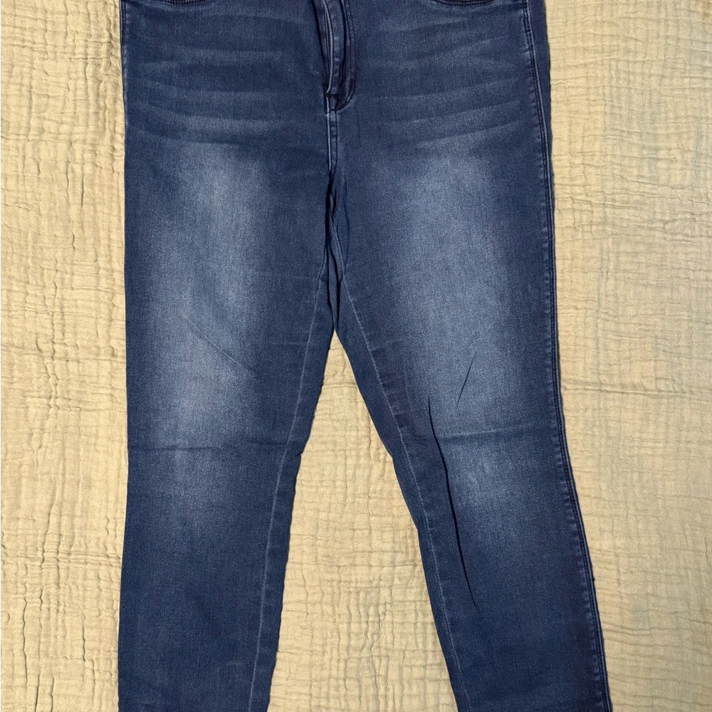 1822 Butter Denim Skinny